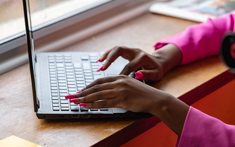 laptop-8499942_1280.jpg
