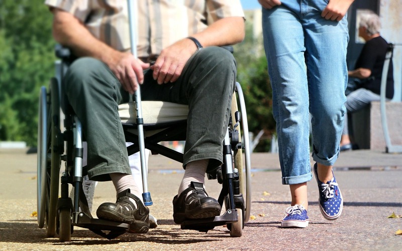 wheelchair-1629490_1280.jpg